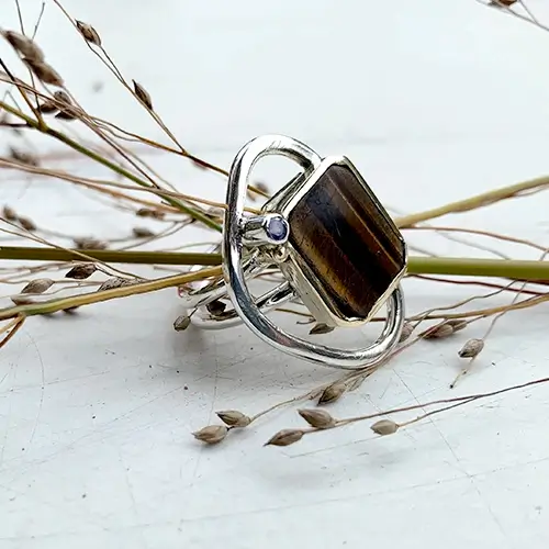 Een askamertje in de ring, veilig en onzichtbaar.