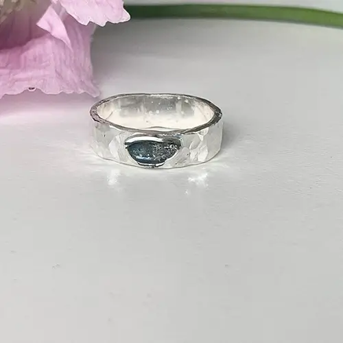 Heren ring met emaille en as