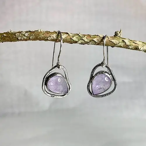 Amethist in oorbellen